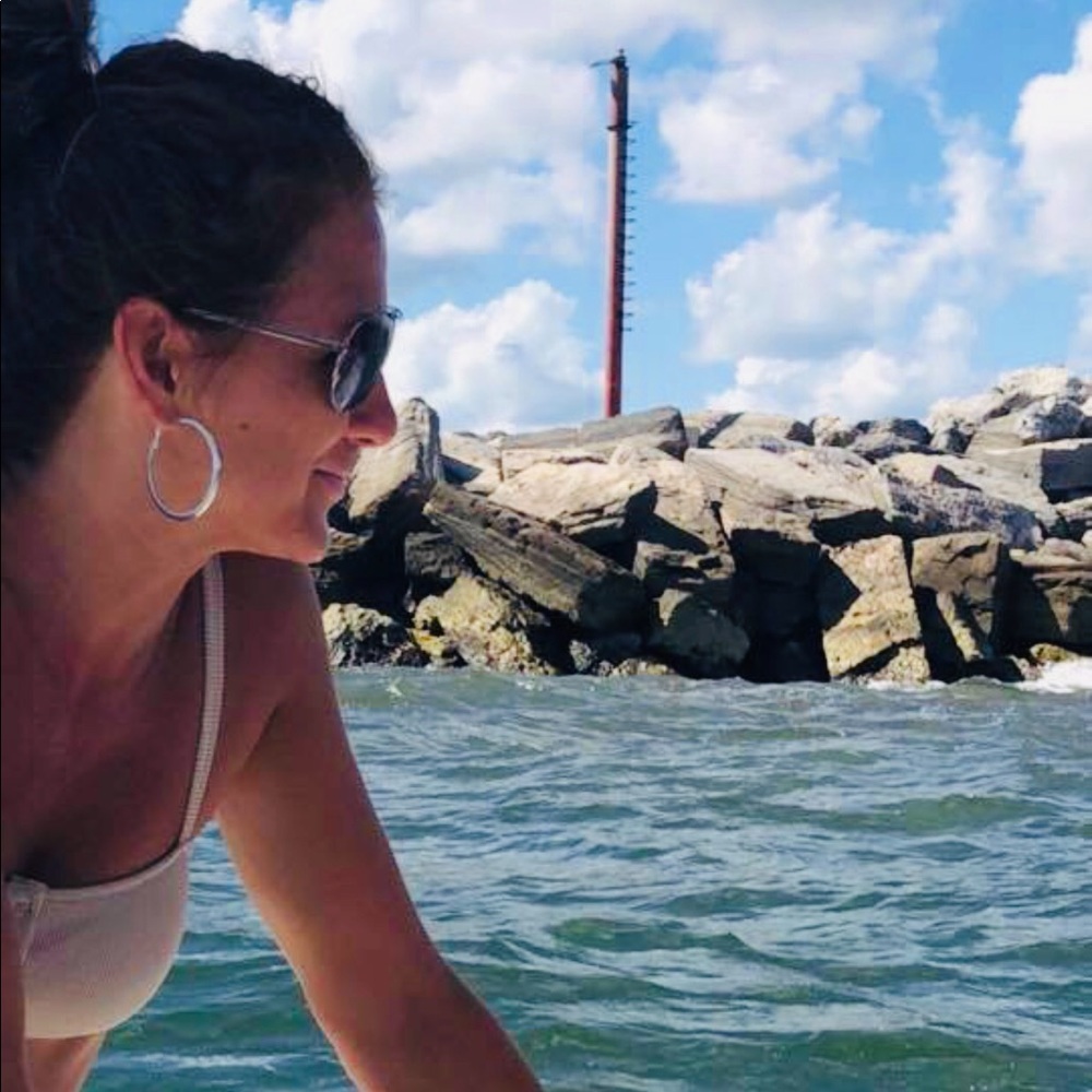 Meet your Posher, Amanda